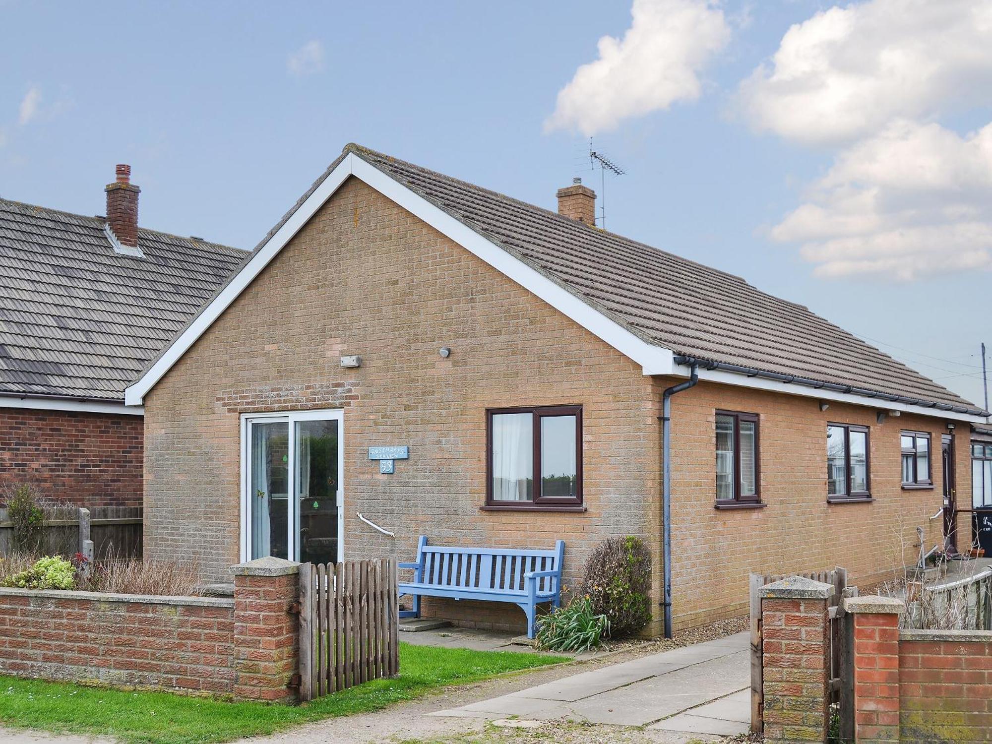 Villa Rosemarys Sea View Bacton  Esterno foto